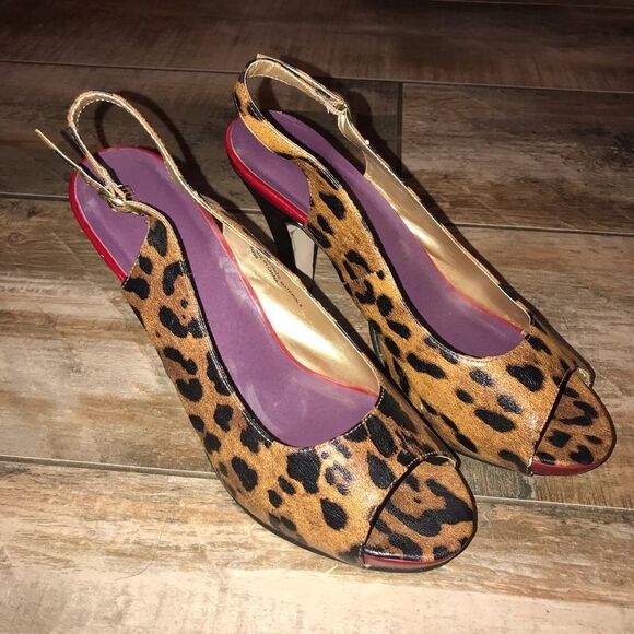Madden Girl - Cute Peep-Toe Slingbacks (10) - Picture 1 of 7